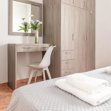 7 Rooms Gerani  Exterior photo
